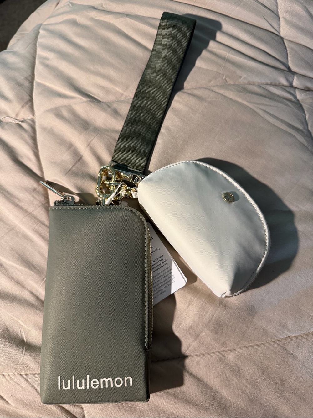 Lululemon - Dual Pouch Wristlet Wallet
- Sage Green & Cream